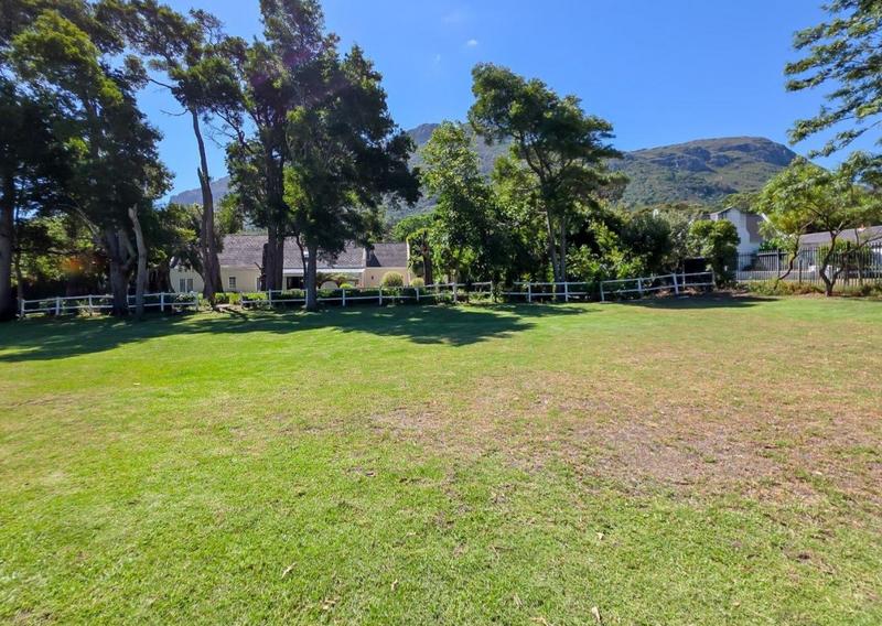 6 Bedroom Property for Sale in Hout Bay Western Cape